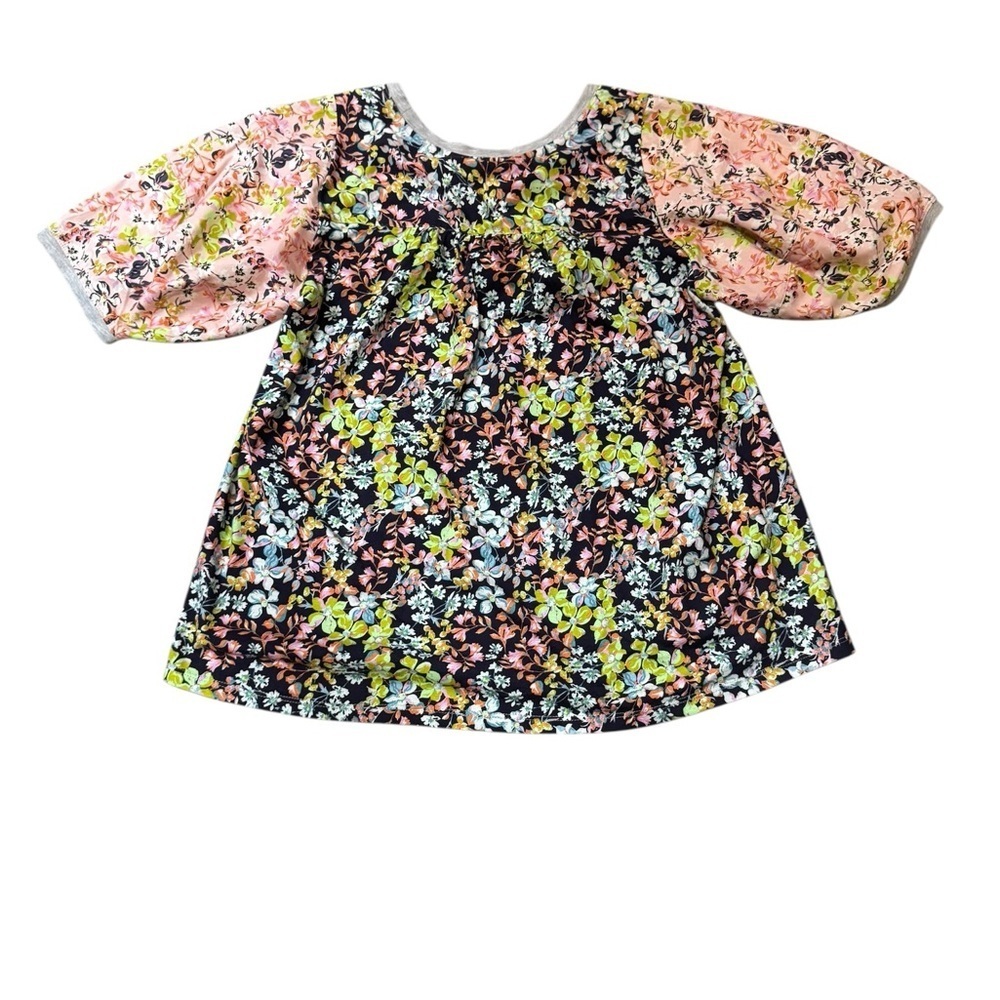 Anthropologie Gray Suzanne Tee with Floral Sleeves - Picture 6 of 9